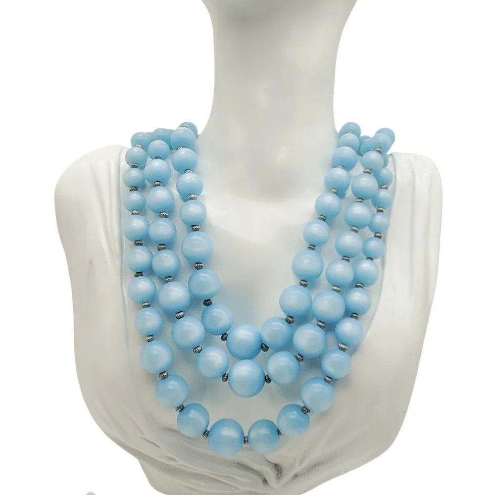 Sky Blue Beaded Acrylic Necklace Triple Strand Graduated Silver Tone Layered Vtg